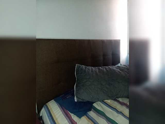 Marvel1123 live cam on BongaCams