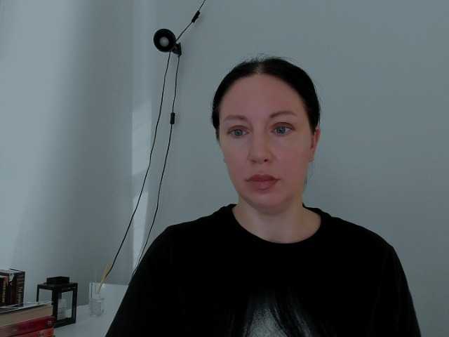 MiaFoxy live cam on BongaCams