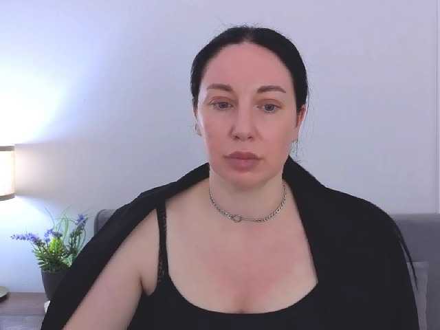 MiaFoxy live cam on BongaCams