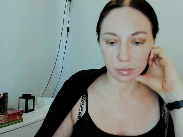 MiaFoxy live cam on BongaCams