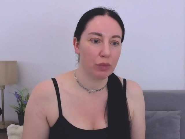 MiaFoxy live cam on BongaCams