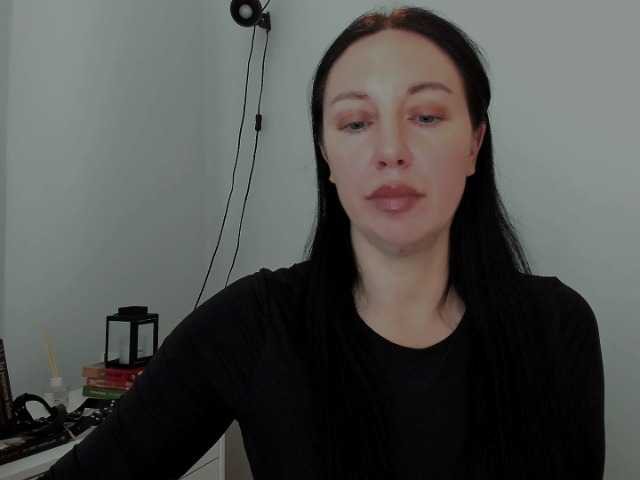 MiaFoxy live cam on BongaCams