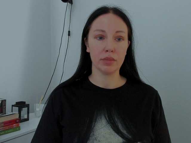 MiaFoxy live cam on BongaCams