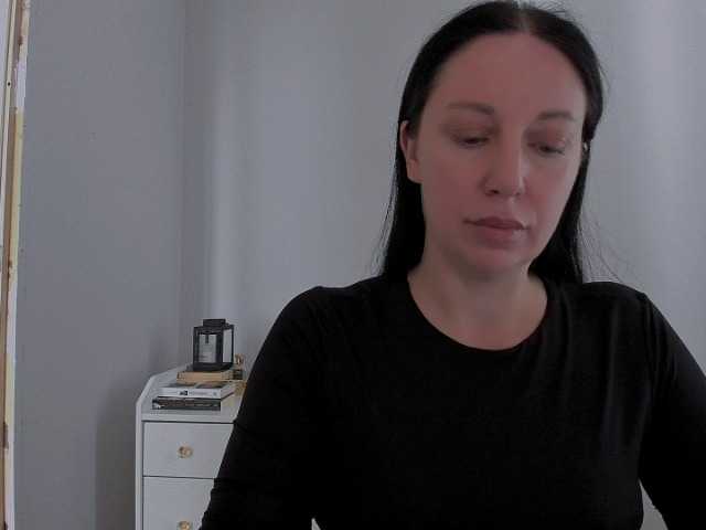 MiaFoxy live cam preview