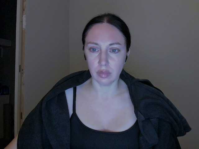 MiaFoxy live cam on BongaCams