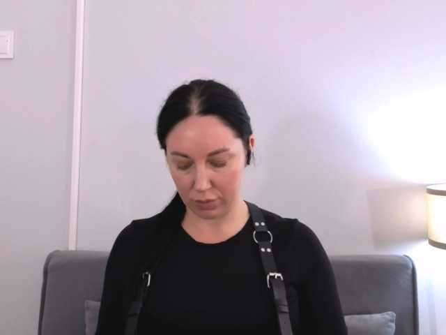 MiaFoxy live webcam show