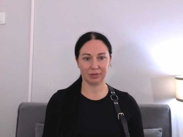 MiaFoxy live webcam show