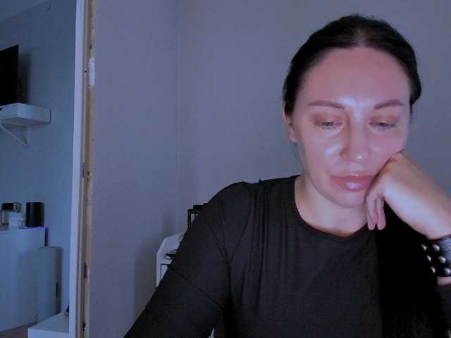 MiaFoxy live cam on BongaCams