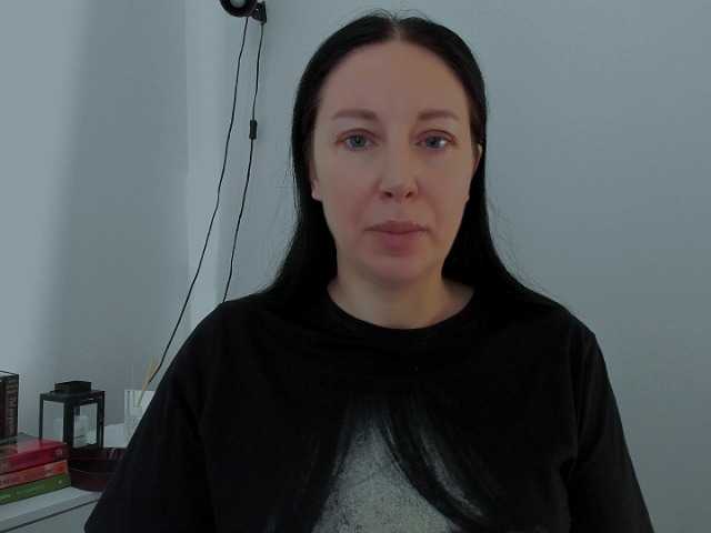 MiaFoxy live cam on BongaCams
