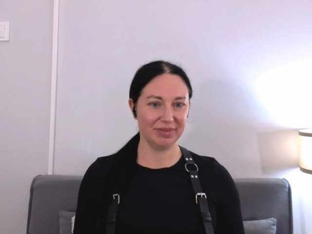 MiaFoxy live webcam show