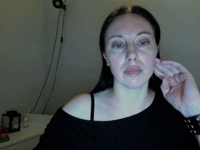 MiaFoxy live cam on BongaCams