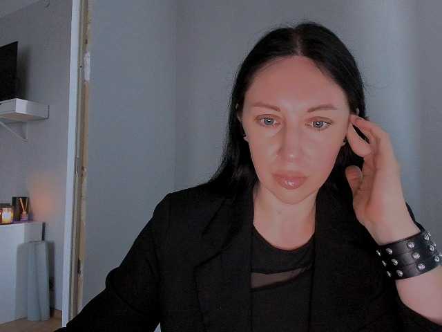 MiaFoxy live cam on BongaCams