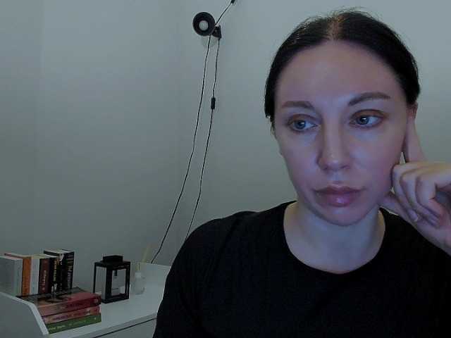 MiaFoxy live cam on BongaCams