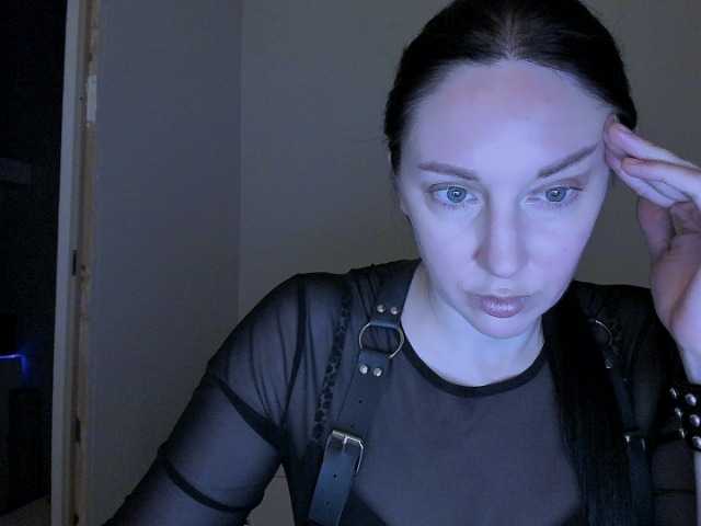 MiaFoxy live cam on BongaCams