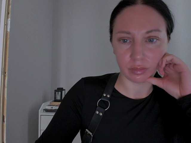 MiaFoxy live cam preview