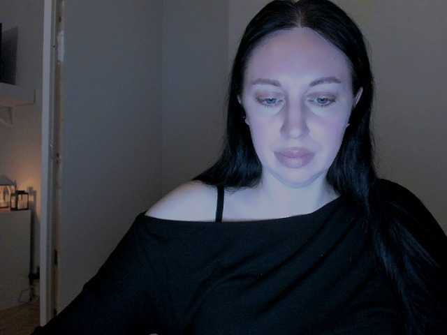 MiaFoxy live cam on BongaCams