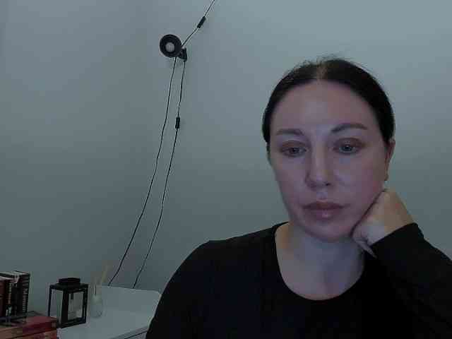 MiaFoxy webcam