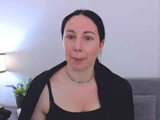 MiaFoxy webcam