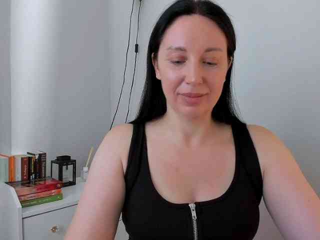 MiaFoxy webcam