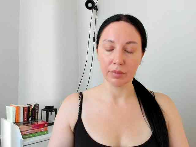 MiaFoxy webcam