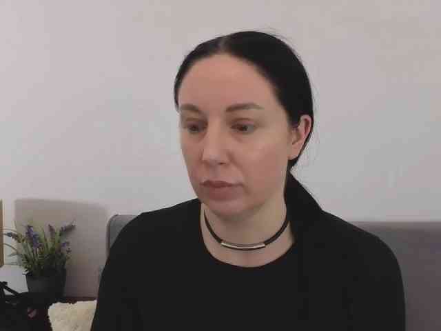 MiaFoxy webcam