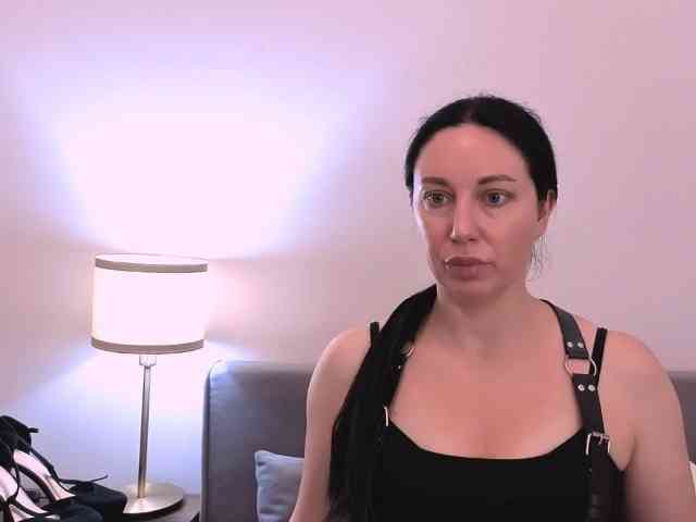 MiaFoxy Sex Cam Show