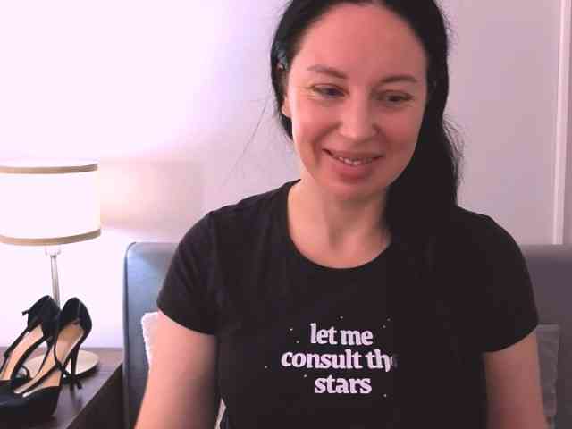 MiaFoxy webcam