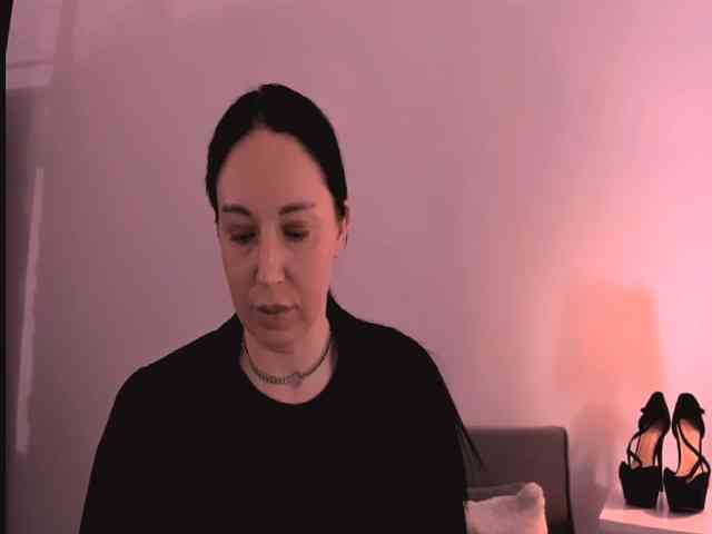 MiaFoxy webcam