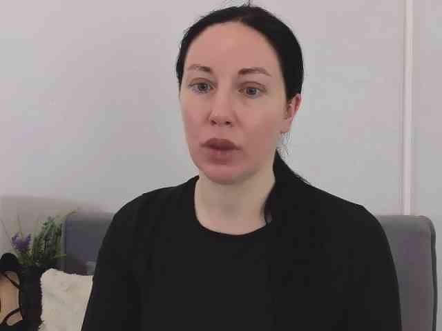 MiaFoxy webcam