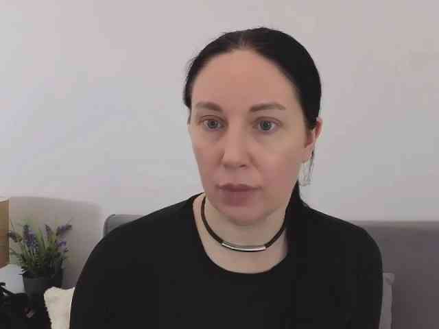 MiaFoxy webcam