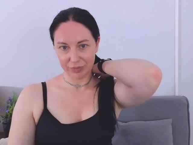 MiaFoxy webcam