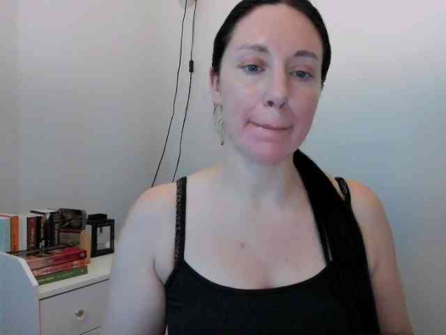 MiaFoxy webcam