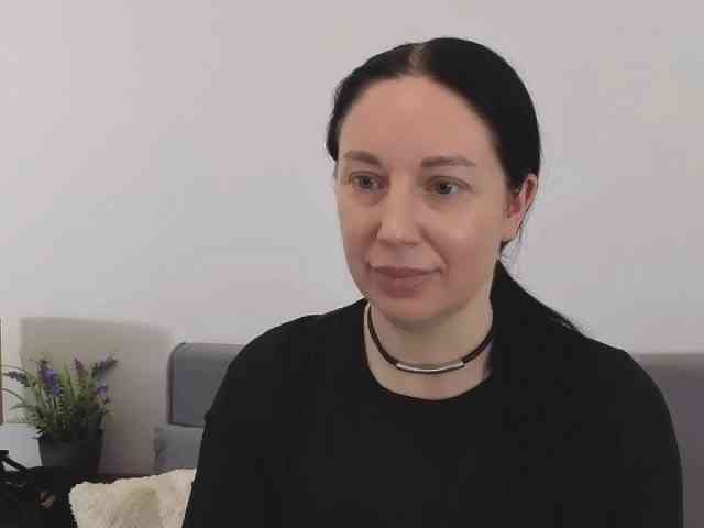 MiaFoxy webcam
