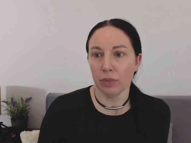 MiaFoxy webcam