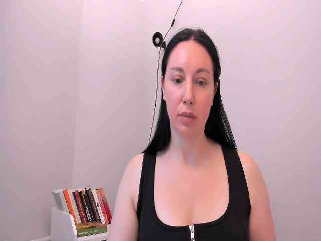 MiaFoxy webcam