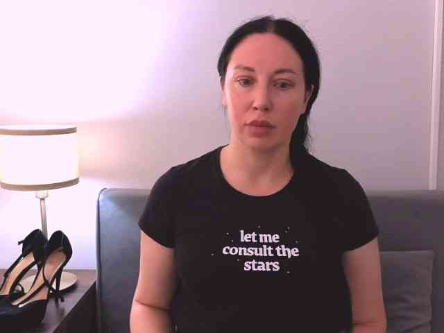 MiaFoxy webcam