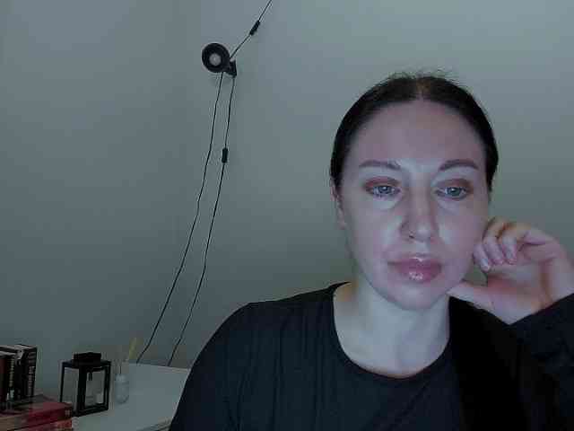 MiaFoxy webcam