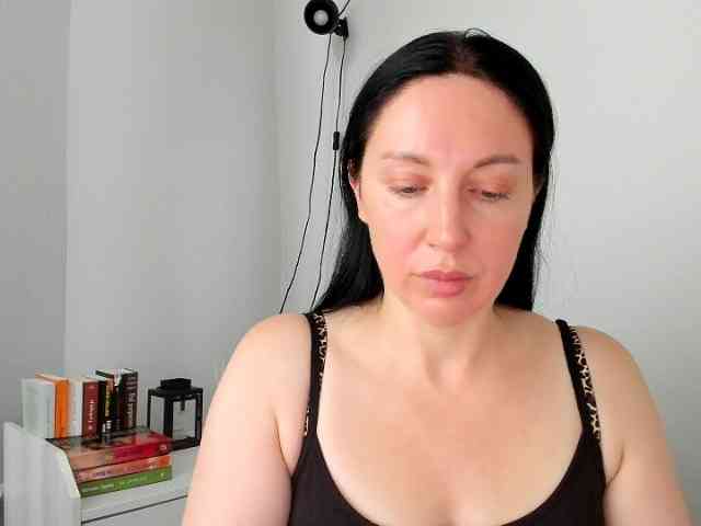 MiaFoxy webcam