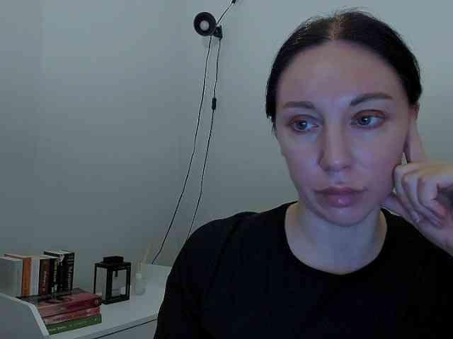 MiaFoxy webcam