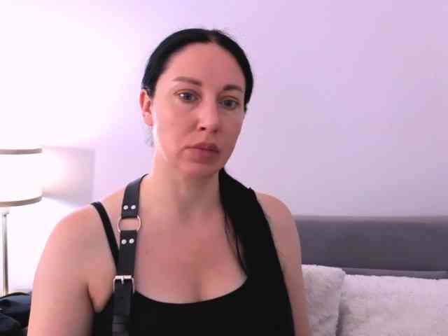 MiaFoxy webcam