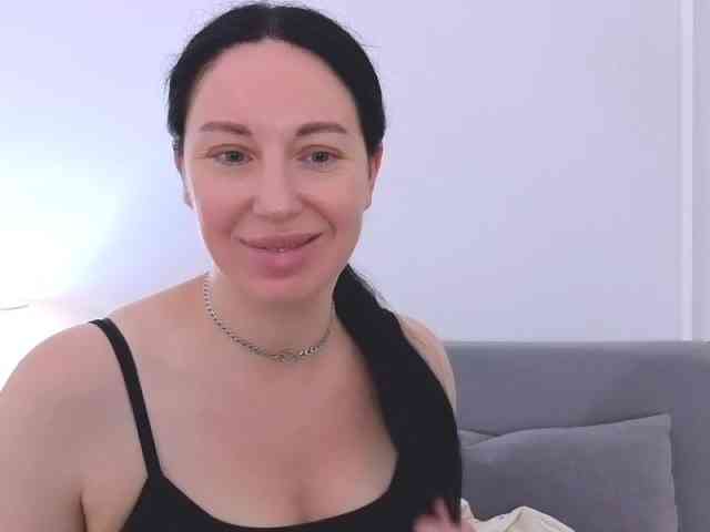 MiaFoxy webcam
