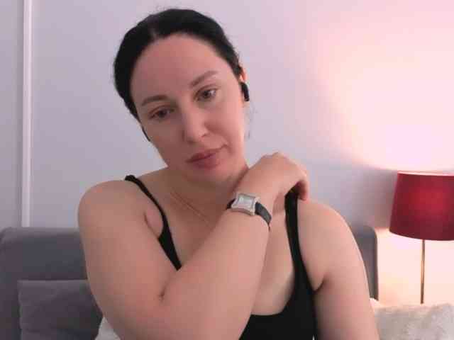 Model: MiaFoxy
