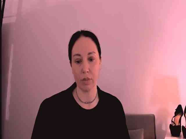 MiaFoxy webcam