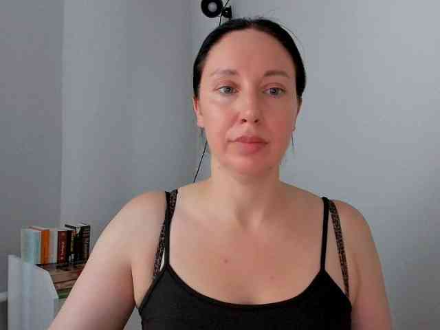 MiaFoxy webcam