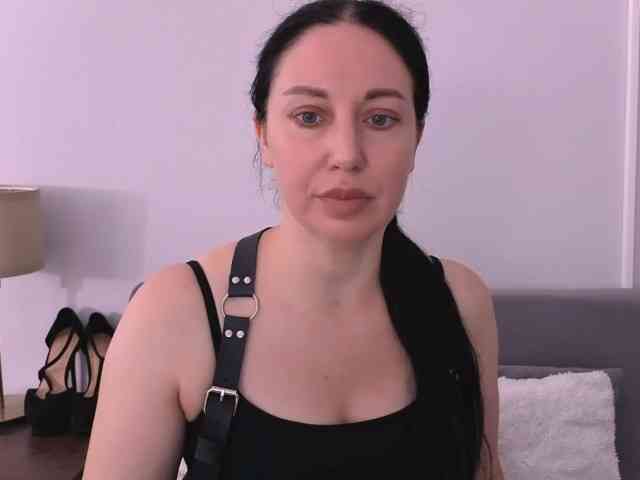 MiaFoxy webcam