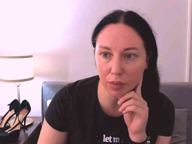MiaFoxy webcam