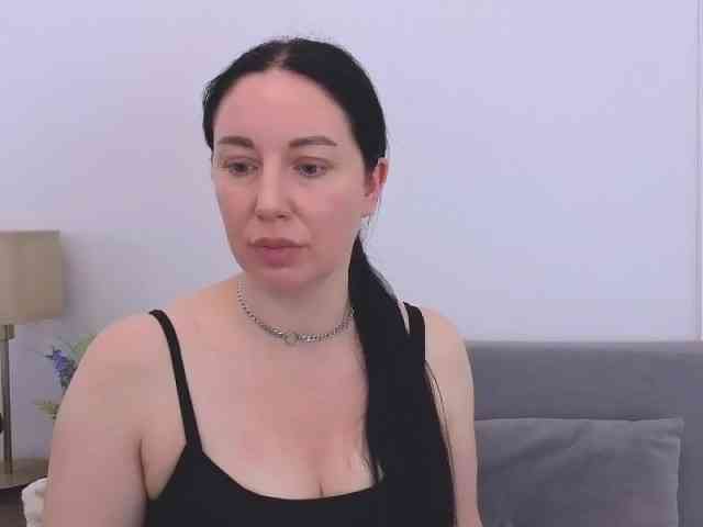MiaFoxy webcam