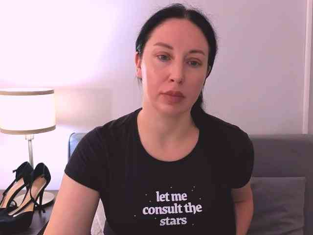 MiaFoxy webcam