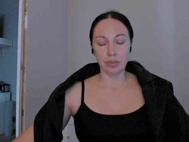 MiaFoxy webcam