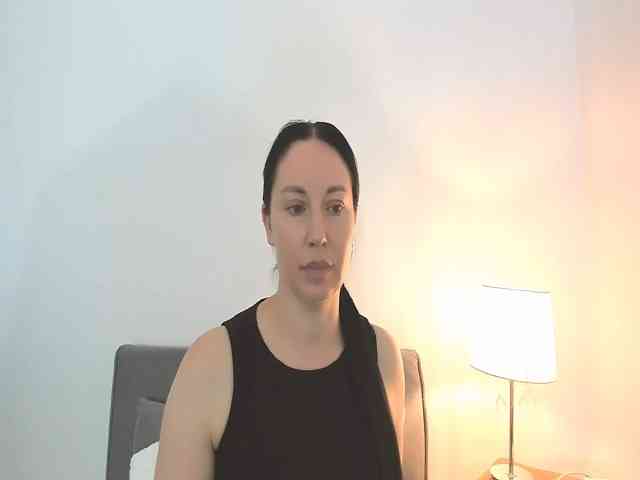 MiaFoxy webcam